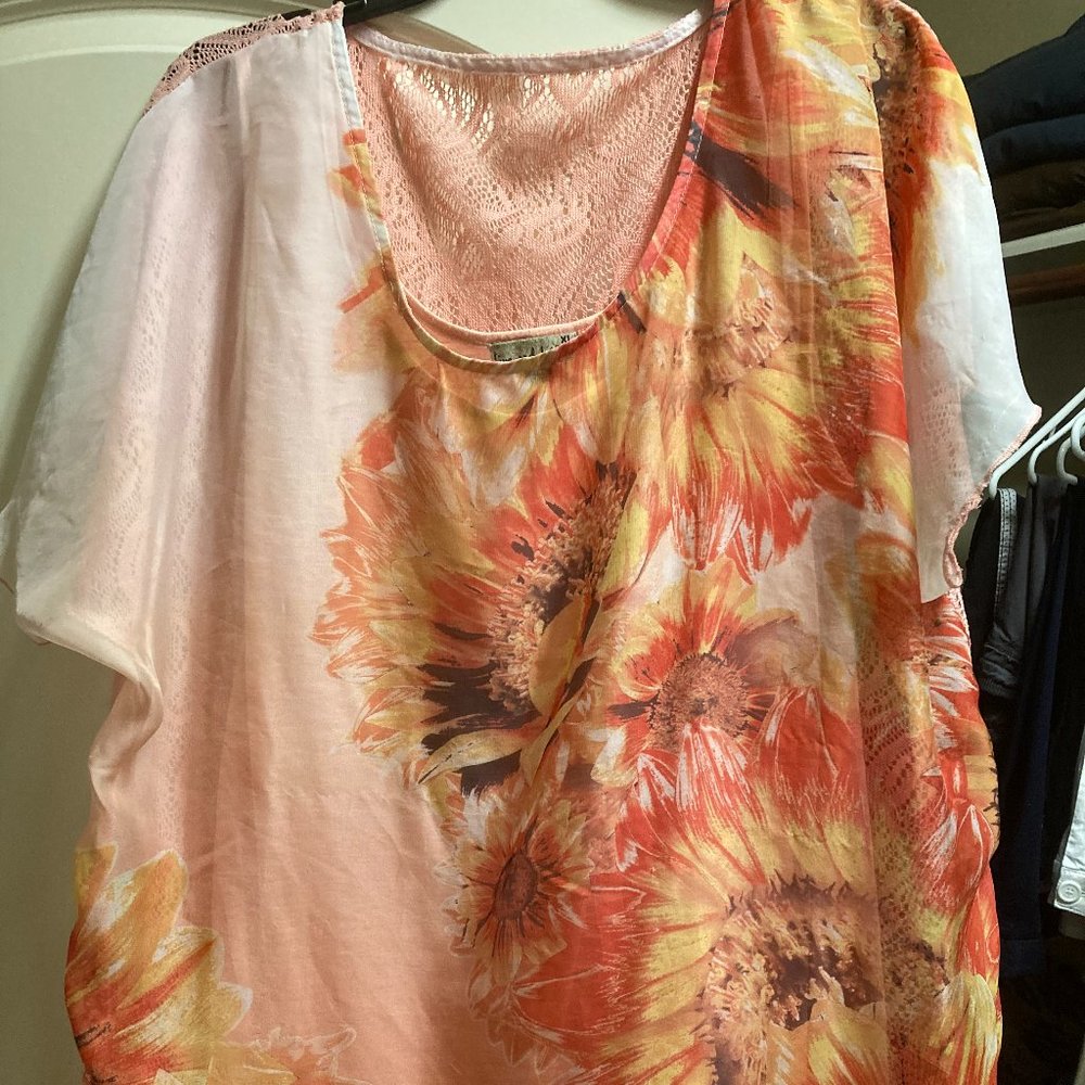 Live and Let Live Sleeveless Orange Floral Blouse XL